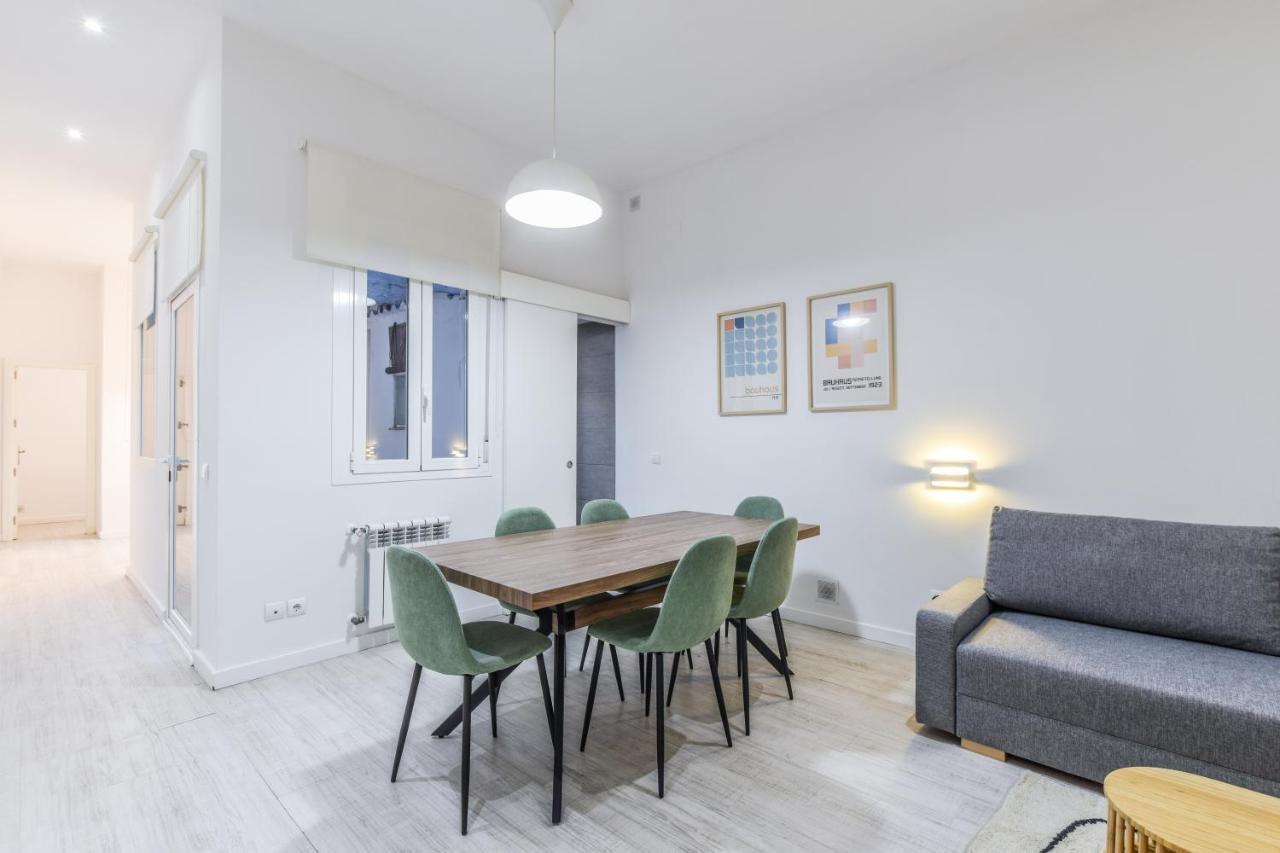 Amplio Apartamento En Malasana Para 6 Personas Apartment Madrid Ngoại thất bức ảnh